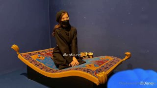 楚楚女神性感开撩，火辣热舞抖奶翘臀，互动撩骚揉奶玩逼